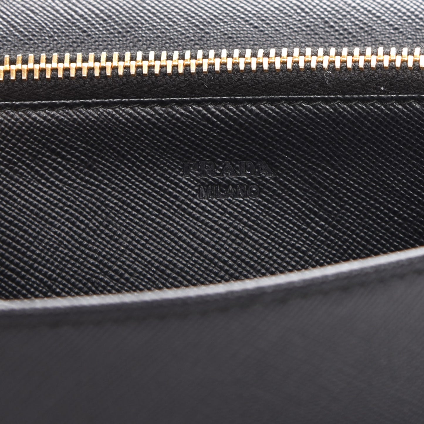 Saffiano Metal Flap Wallet Nero Black