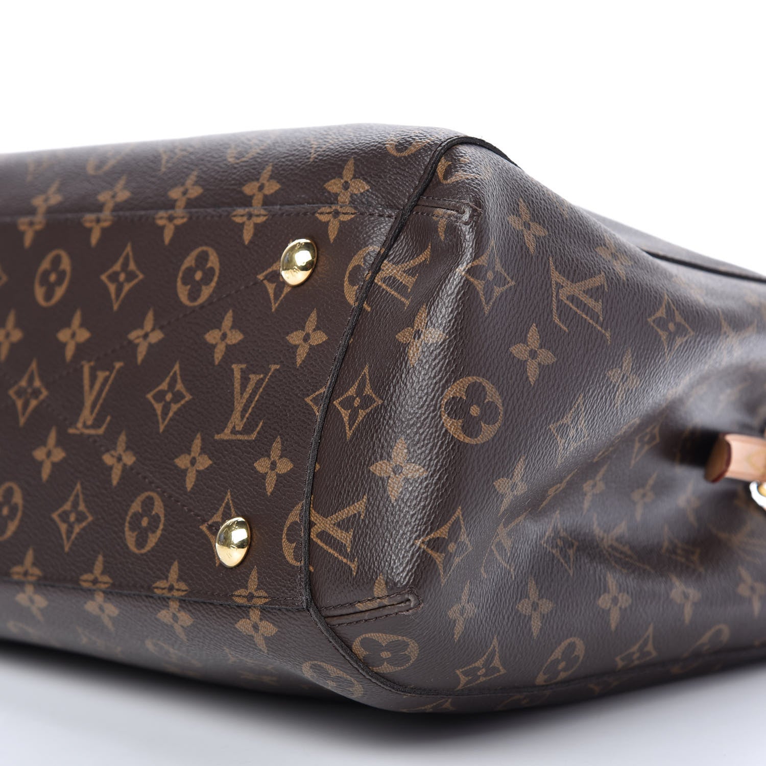 Louis Vuitton Monogram Montaigne GM 7 of 10