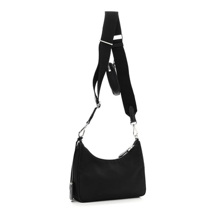 Prada Nylon Re-Edition 2005 Shoulder Bag Black 3 of 9