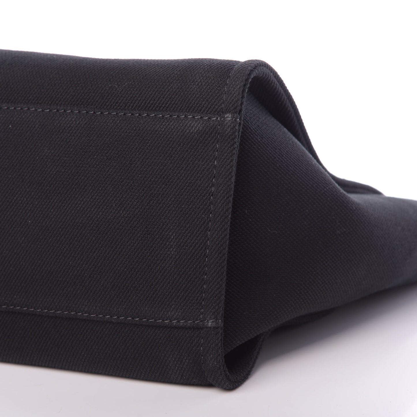 Canvas Pearl Medium Deauville Tote Black