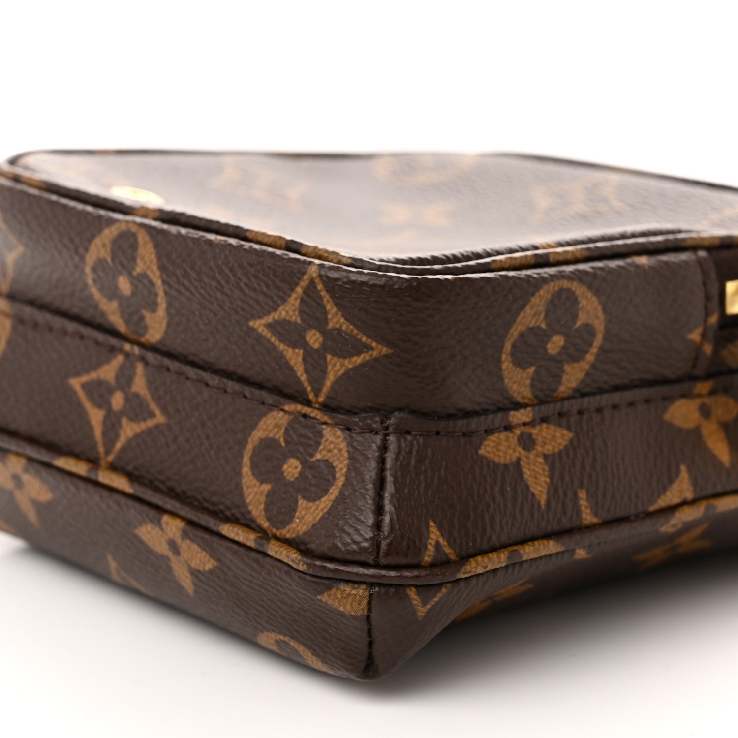 Louis Vuitton Monogram Utility Phone Sleeve 10 of 10
