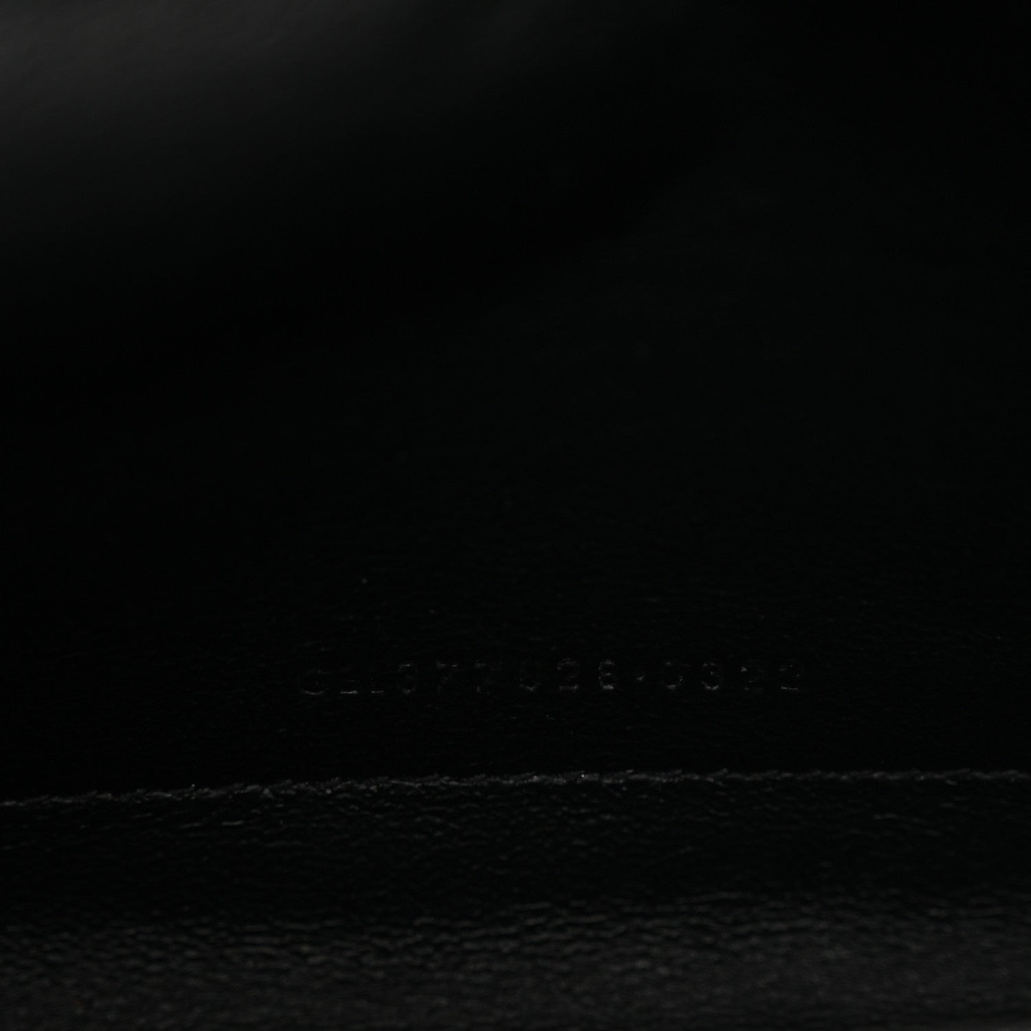Saint Laurent Grain De Poudre Matelasse Chevron Monogram Chain Wallet Black 8 of 12