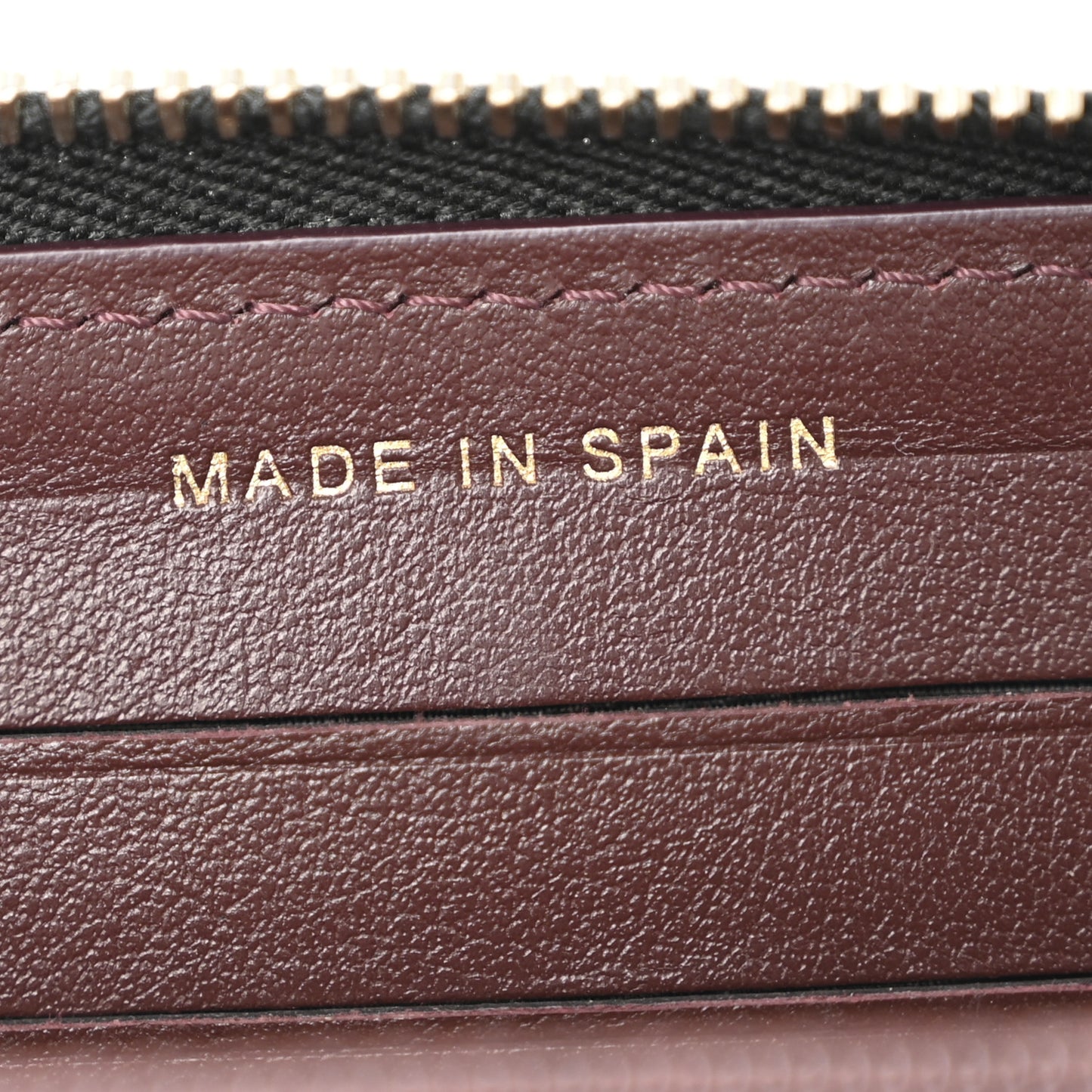 Caviar Chevron Quilted Medium Zip Around Wallet Black