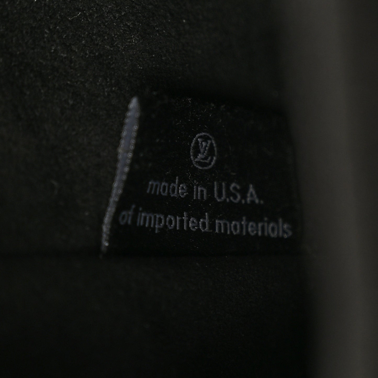 Reverse Monogram Pochette Metis