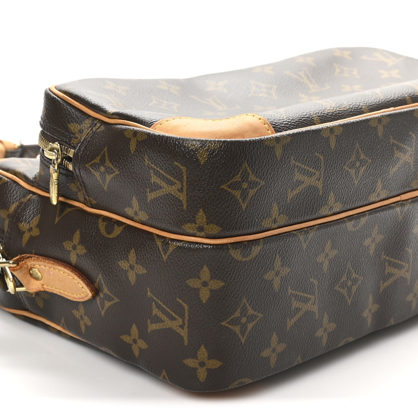 Monogram Nil 28