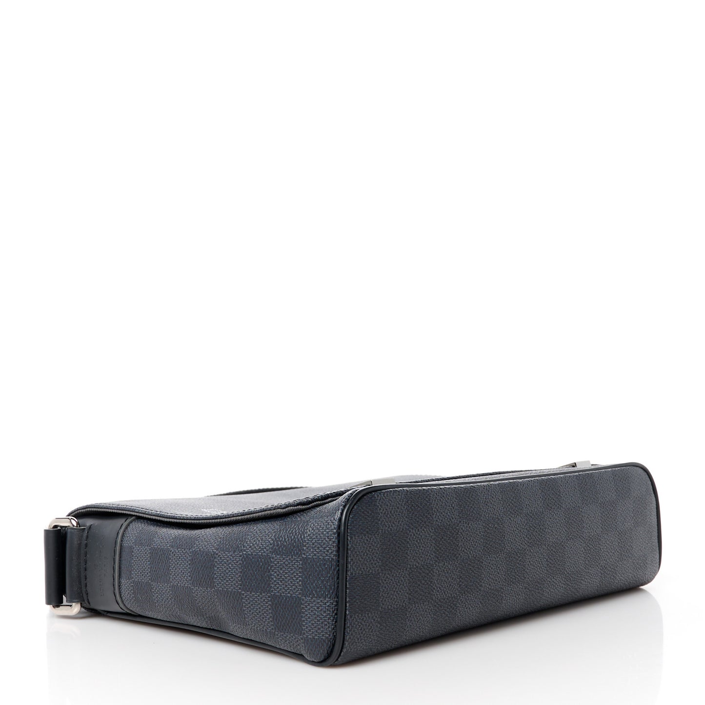 Damier Graphite Logo District PM Grey