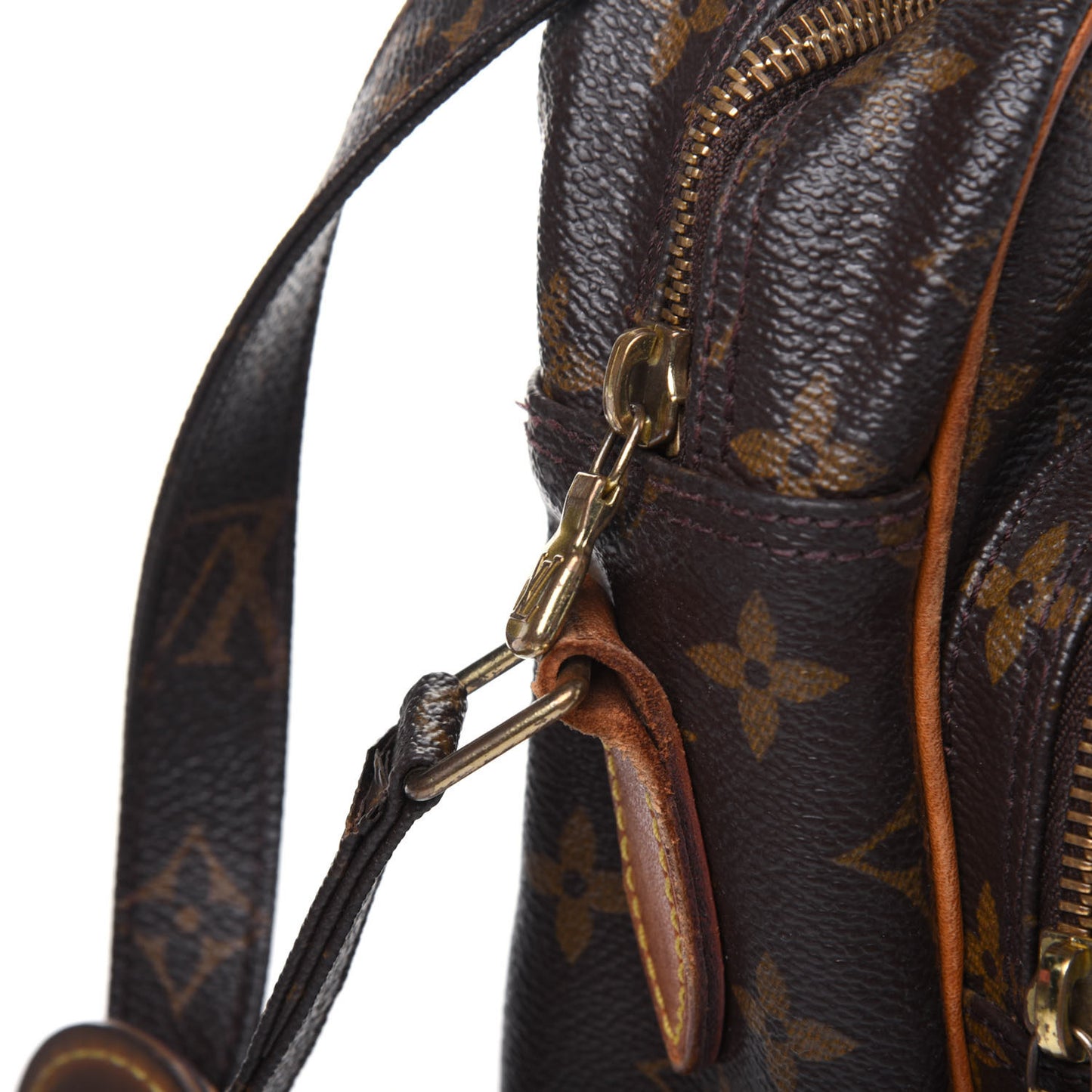 Monogram Nil 28