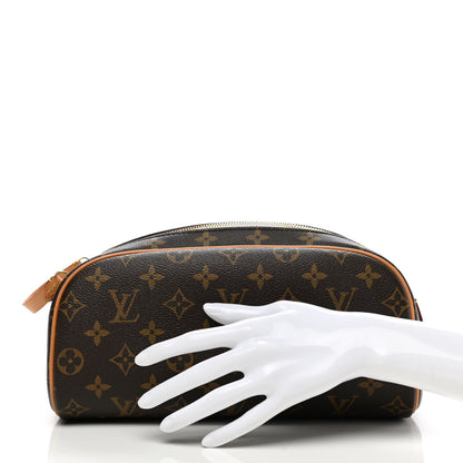 Louis Vuitton Monogram Dopp Kit Toilet Pouch 2 of 8