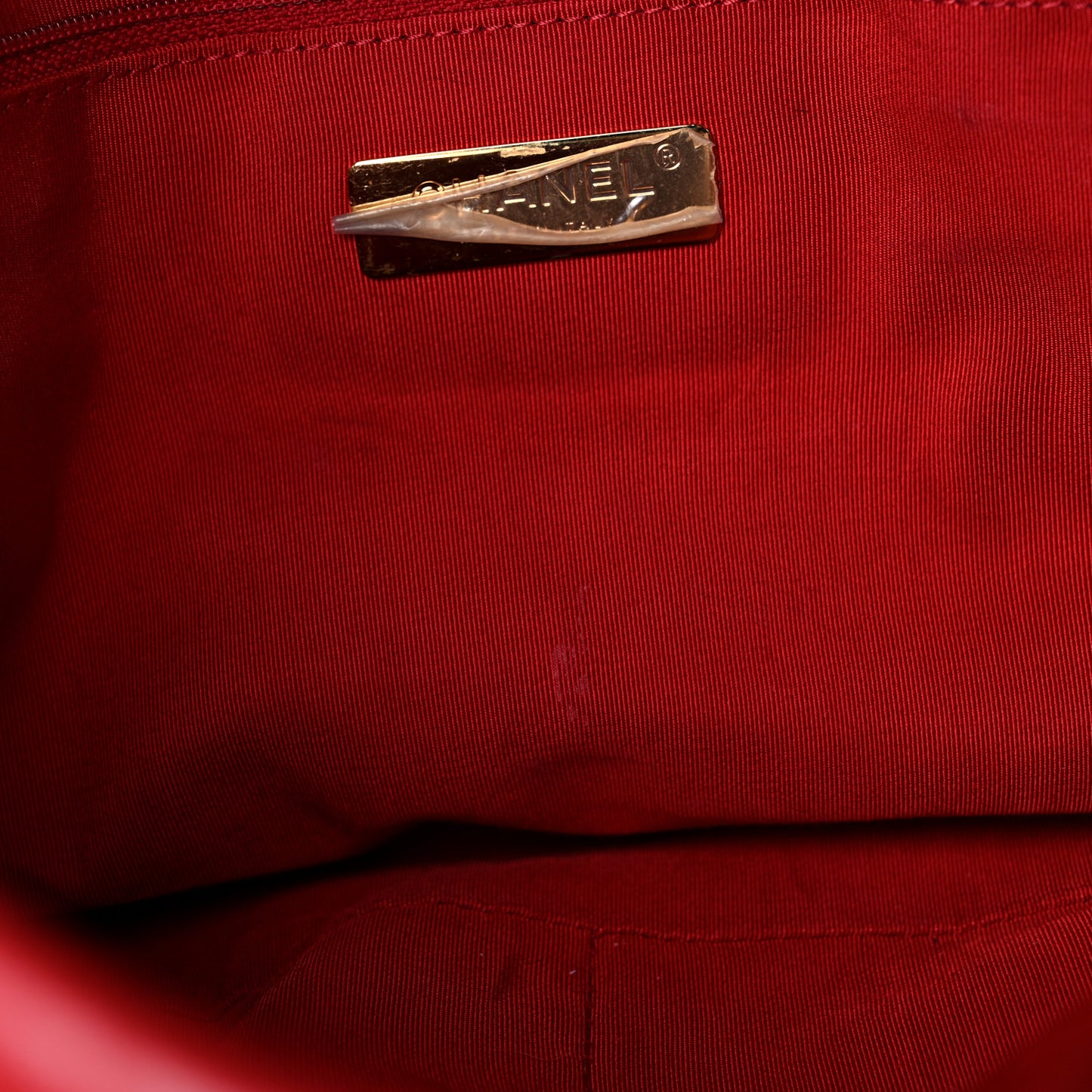 Goatskin Quilted Maxi Chanel 19 Flap Red