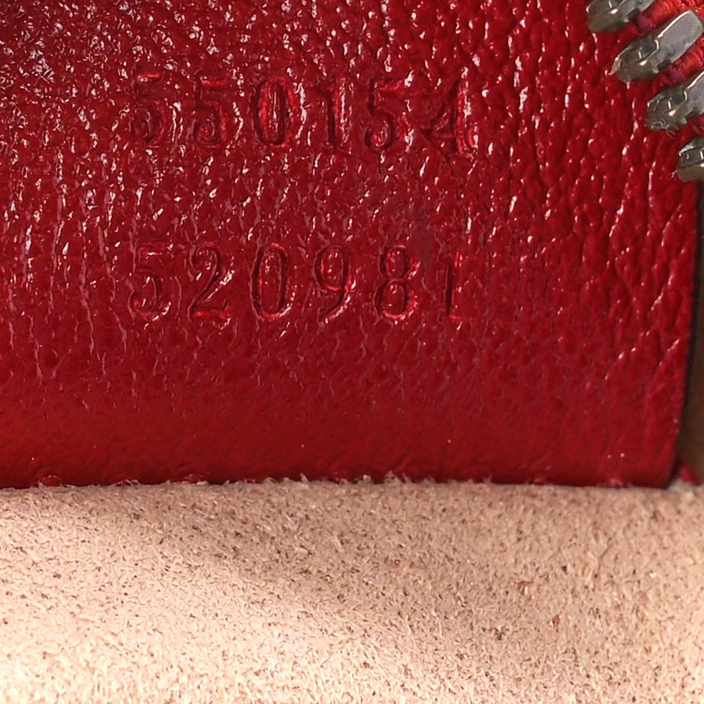 Glazed Calfskin Matelasse Heart Mini GG Marmont Round Shoulder Bag Romantic Cerise