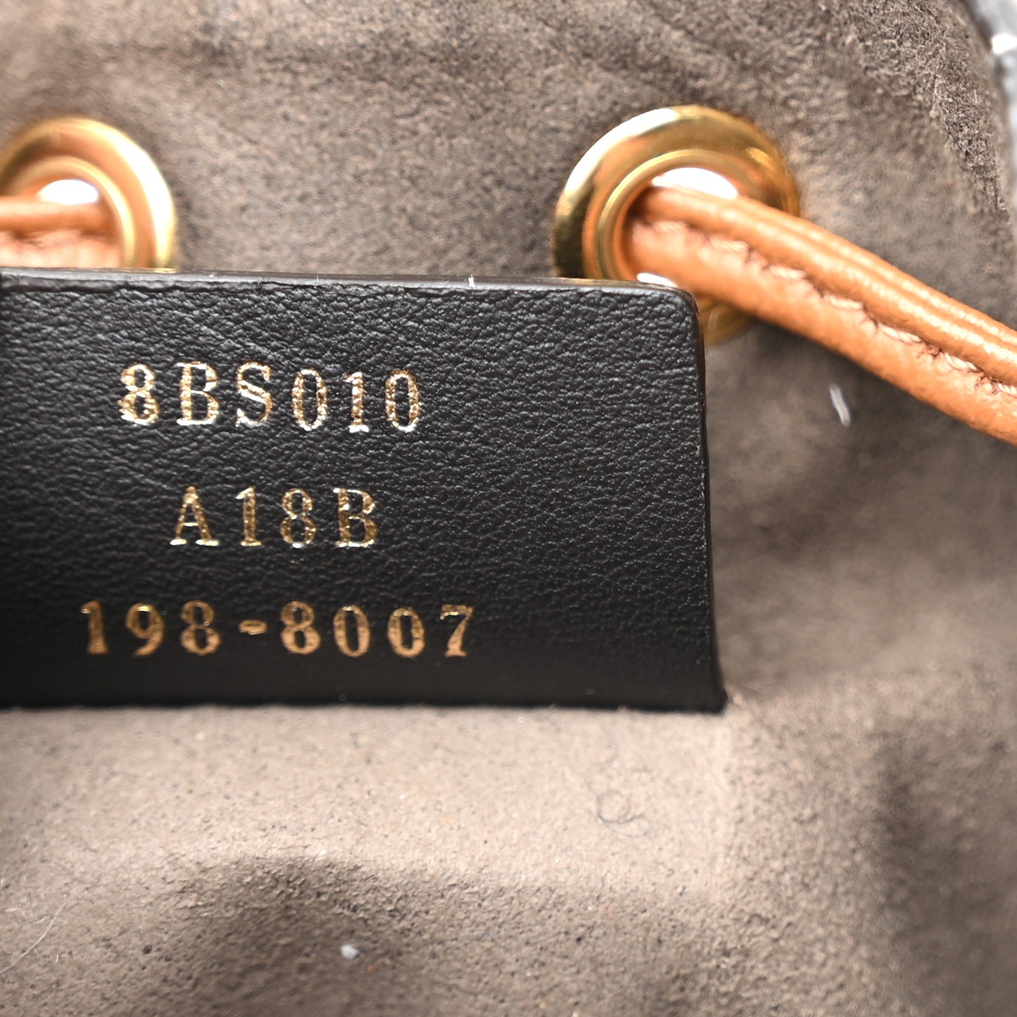 Vitello Cruise F is Fendi Mini Mon Tresor Bucket Bag Nocciola