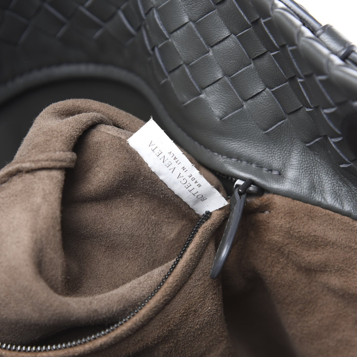 Nappa Intrecciato Medium Garda Bag Light Grey