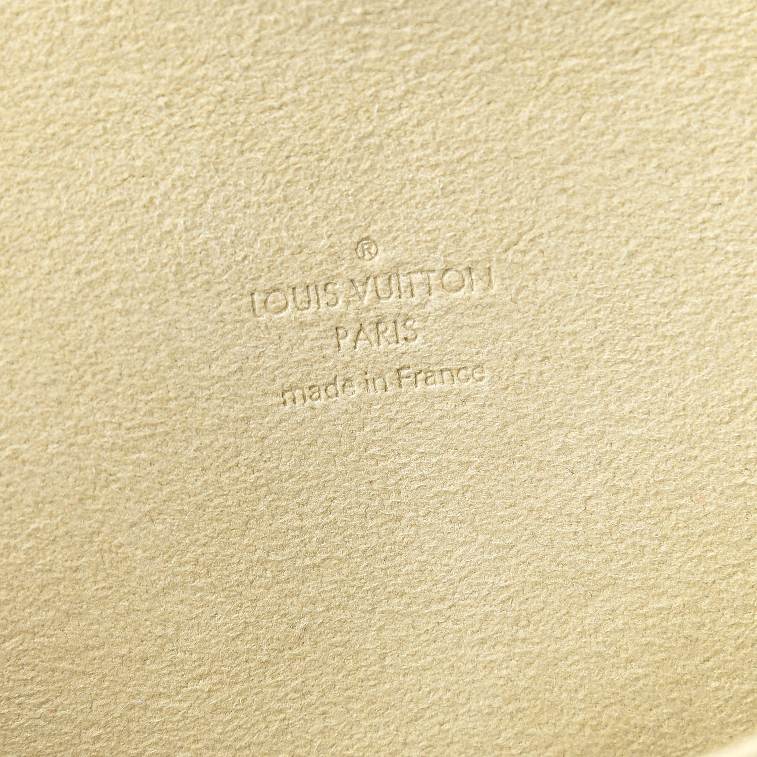 Louis Vuitton Monogram Pochette Florentine 6 of 9