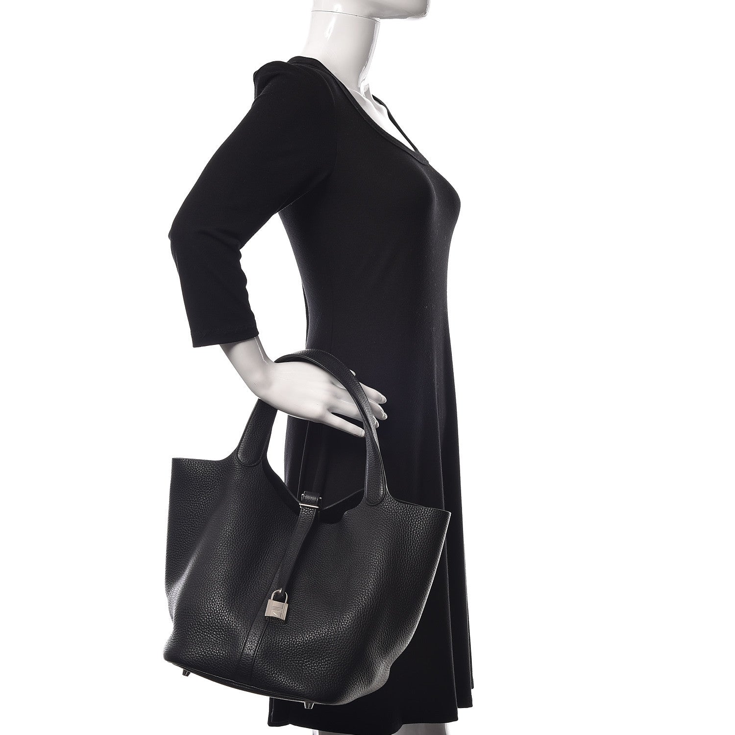 Hermes Taurillon Clemence Picotin Lock 26 MM Black 2 of 11