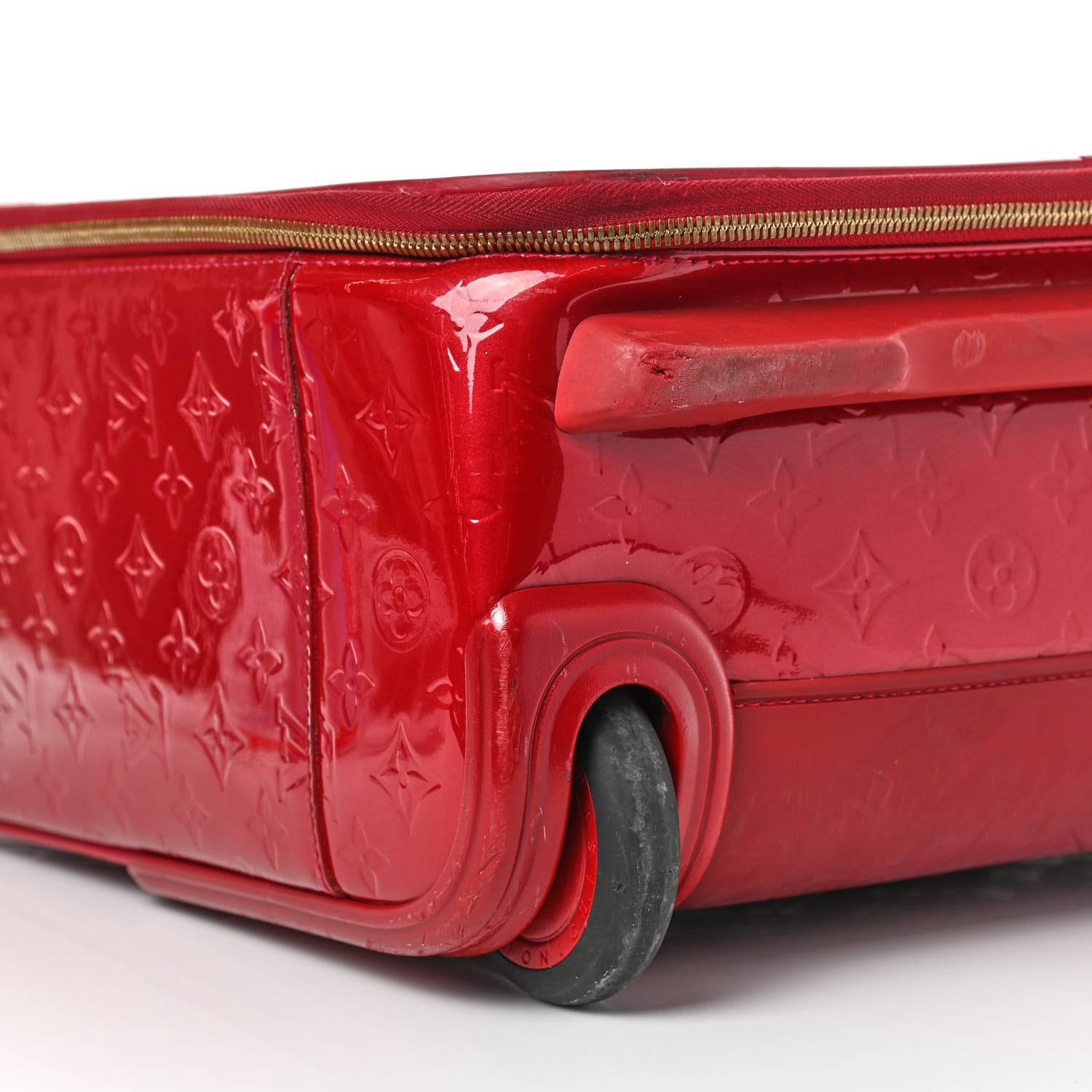 Louis Vuitton Vernis Pegase 45 Pomme D'Amour 8 of 34