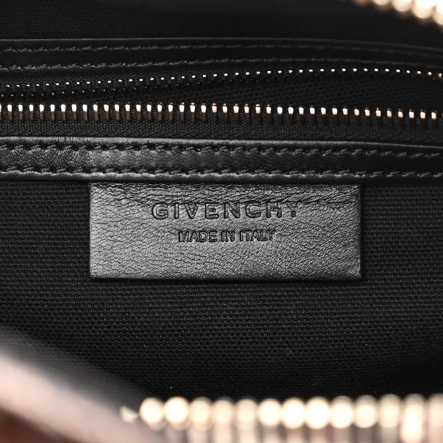 Calfskin Crocodile Embossed Small Antigona Black
