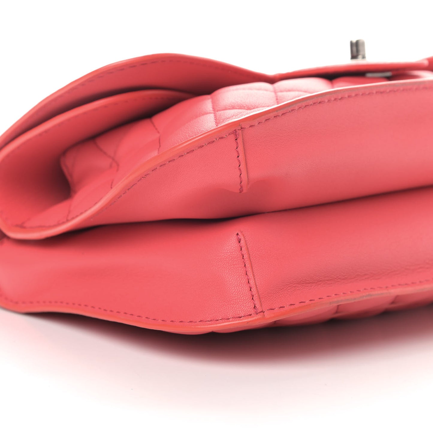 Lambskin Quilted Large Natural CC Flap Dark Pink