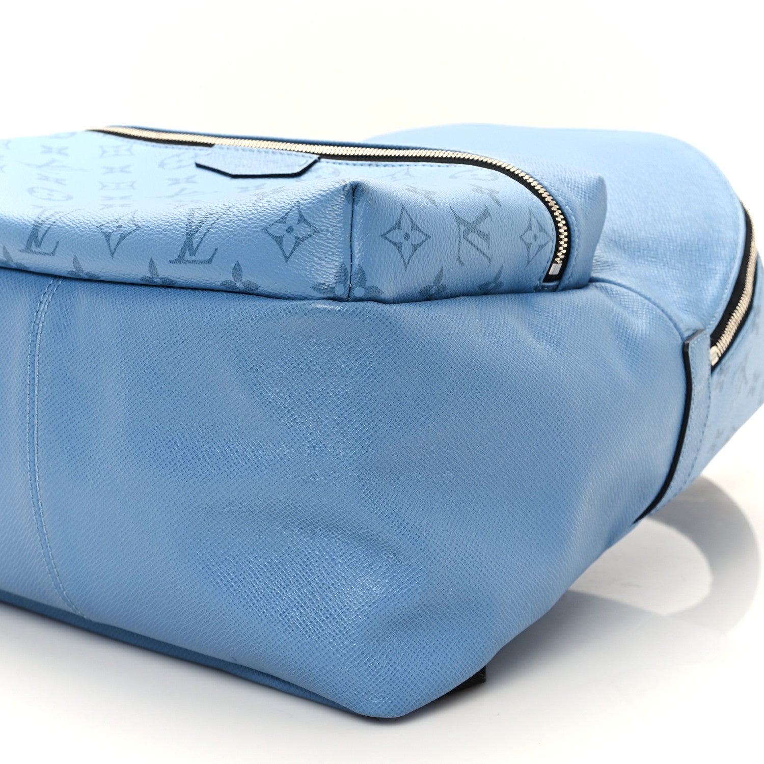 Louis Vuitton Taiga Monogram Discovery Backpack PM Blue Lagoon 9 of 10