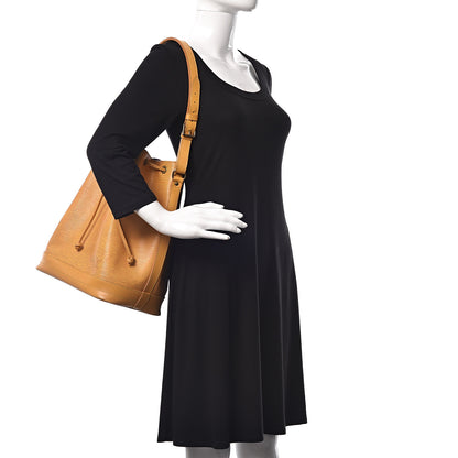 Louis Vuitton Epi Noe Tassil 3 of 15