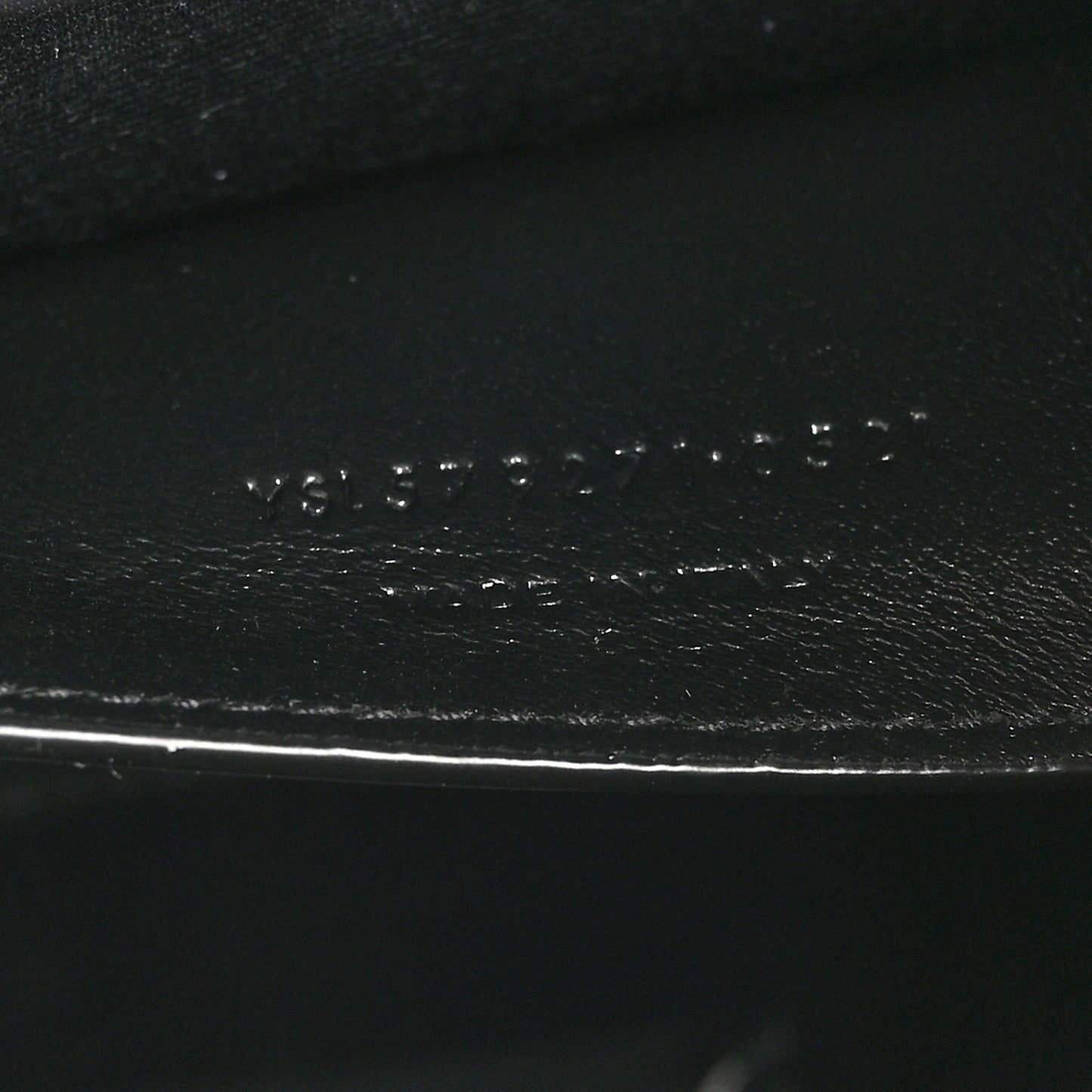 Shiny Calfskin Crocodile Embossed Manhattan Baguette Black