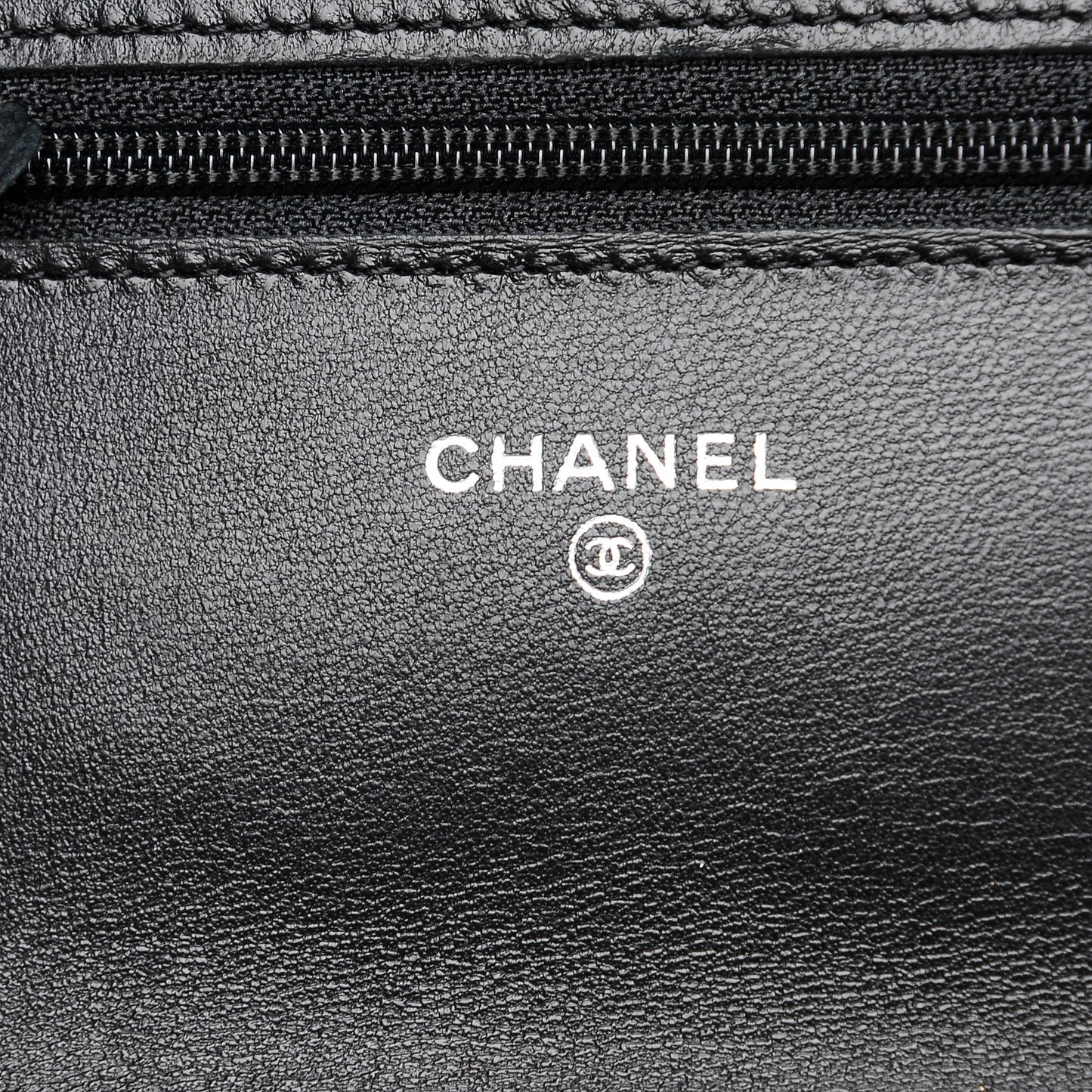 Lambskin Quilted Wallet On Chain WOC Black