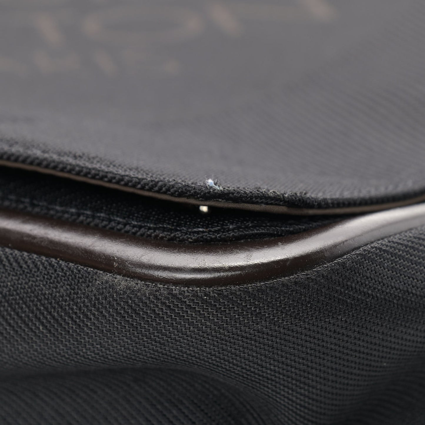 Damier Geant Messenger Bag Black