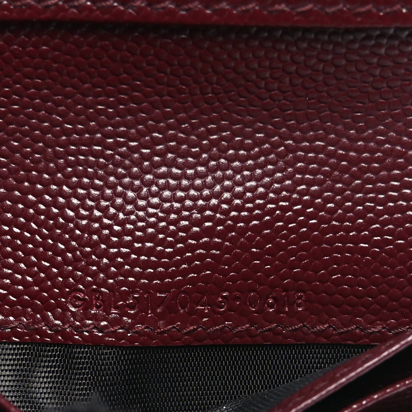 Grain De Poudre Matelasse Chevron Monogram Zipped Card Case Rouge Legion