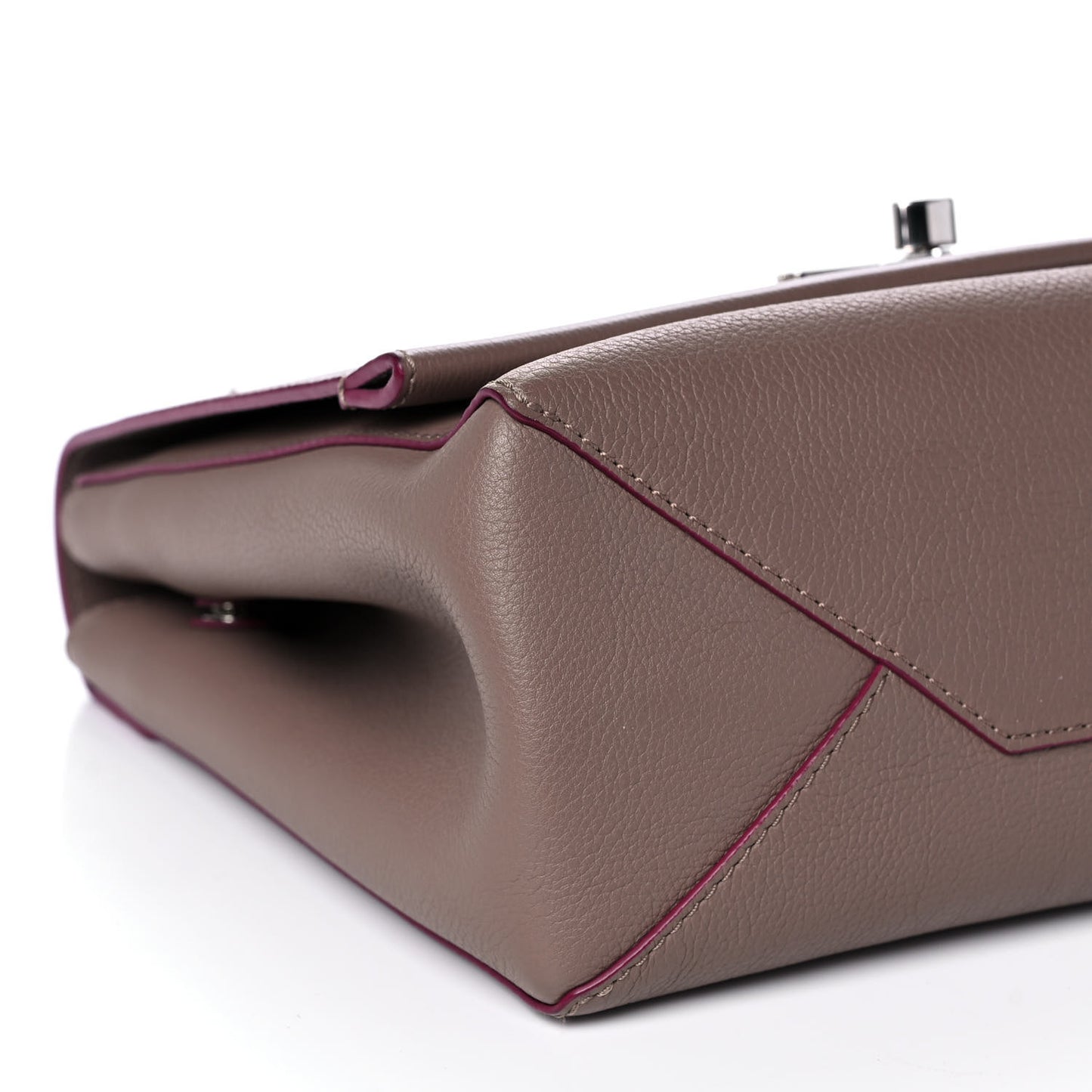 Soft Calfskin Lockme II Top Handle Taupe Glace