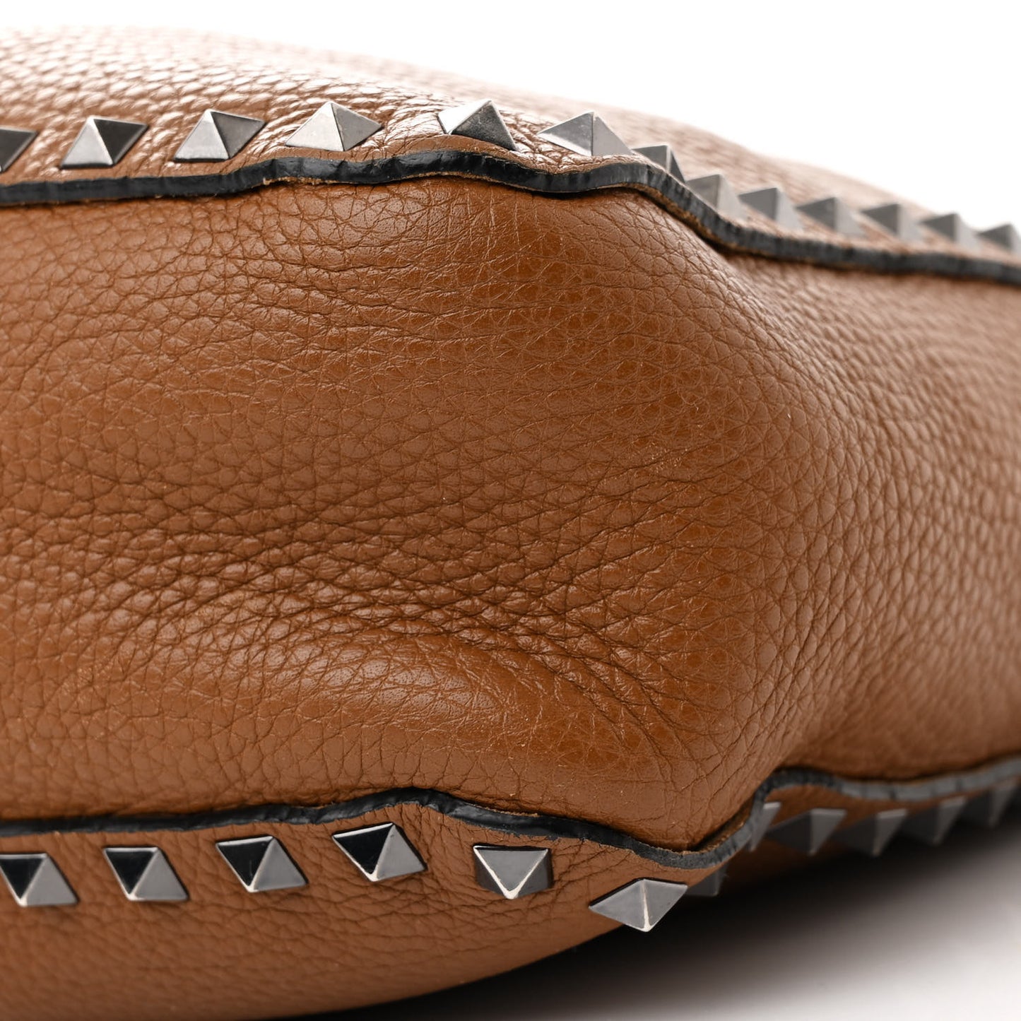Pebbled Calfskin Small Rockstud Flip-Lock Messenger Bag Light Cuir