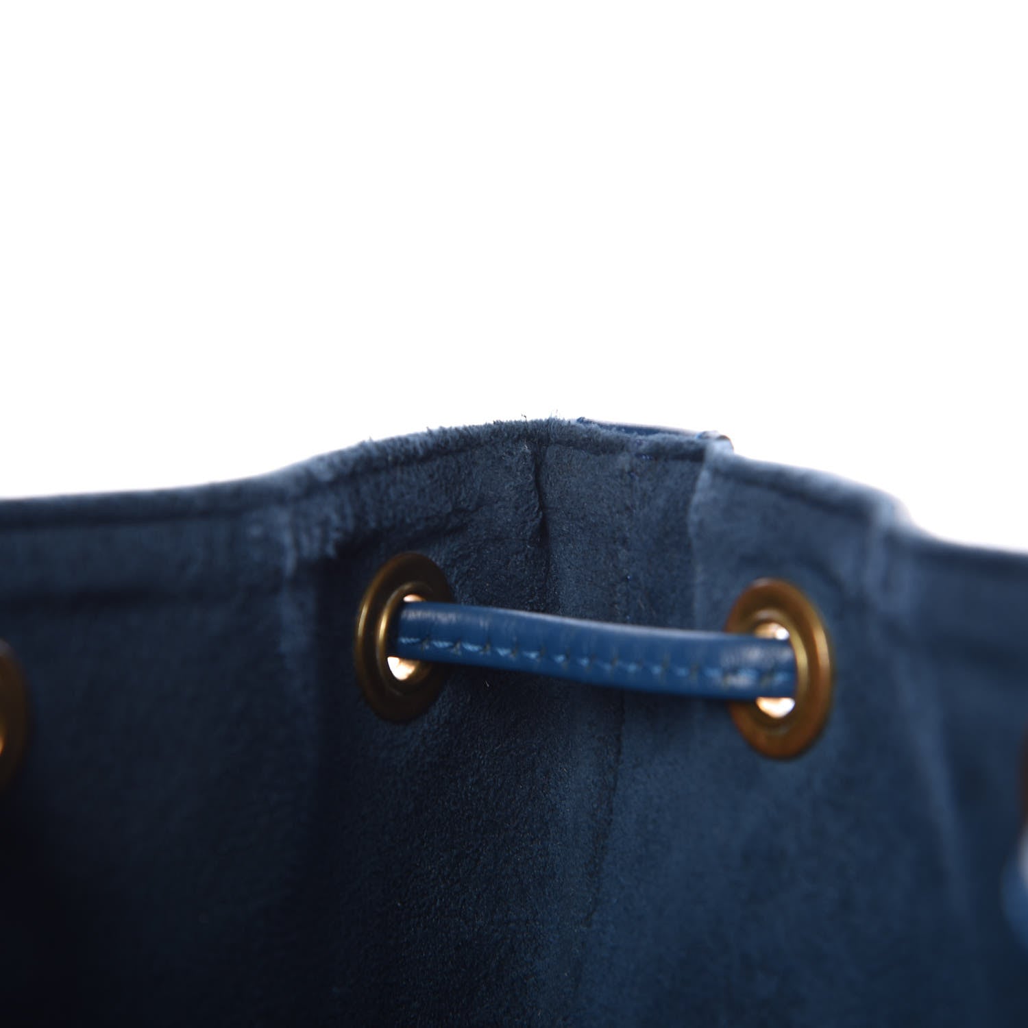 Louis Vuitton Epi Noe Toledo 9 of 11