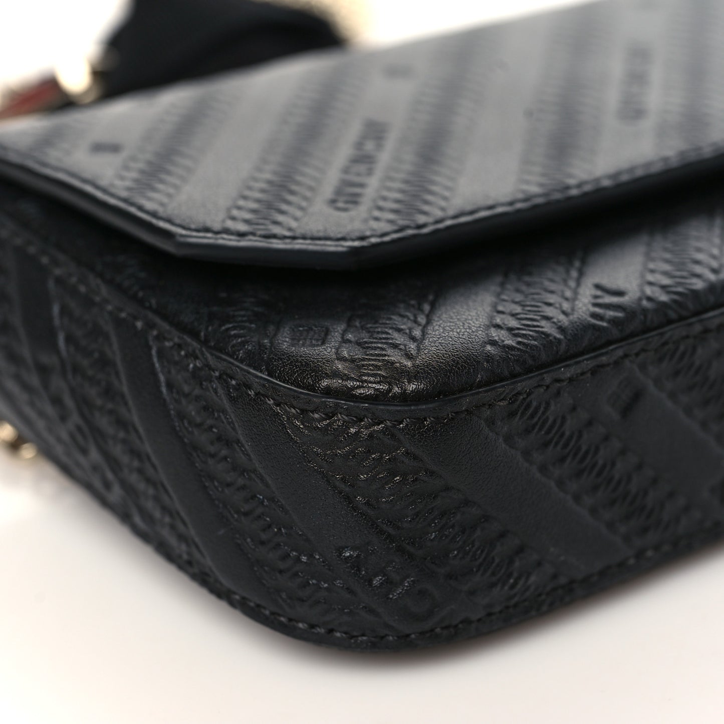 Calfskin Embossed Logo Bond Chain Camera Bag Black