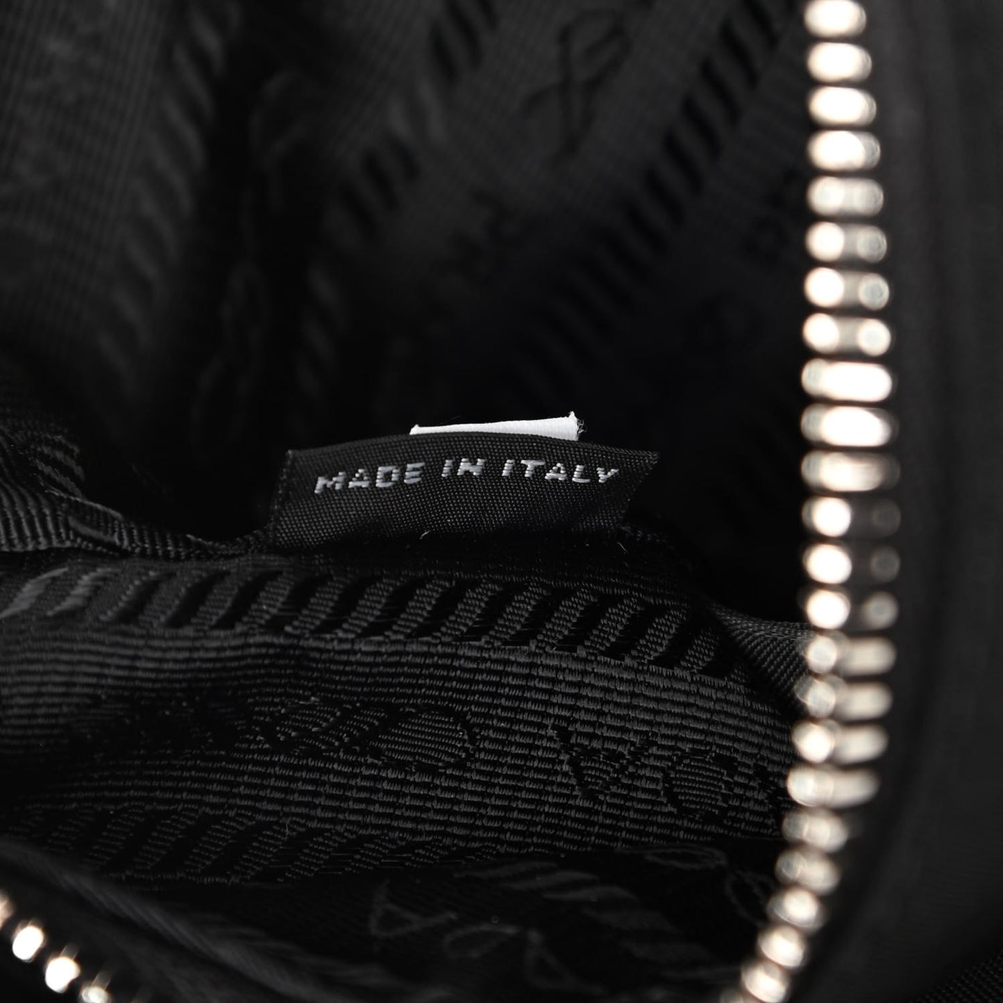 Nylon Re-Edition 2005 Shoulder Bag Black