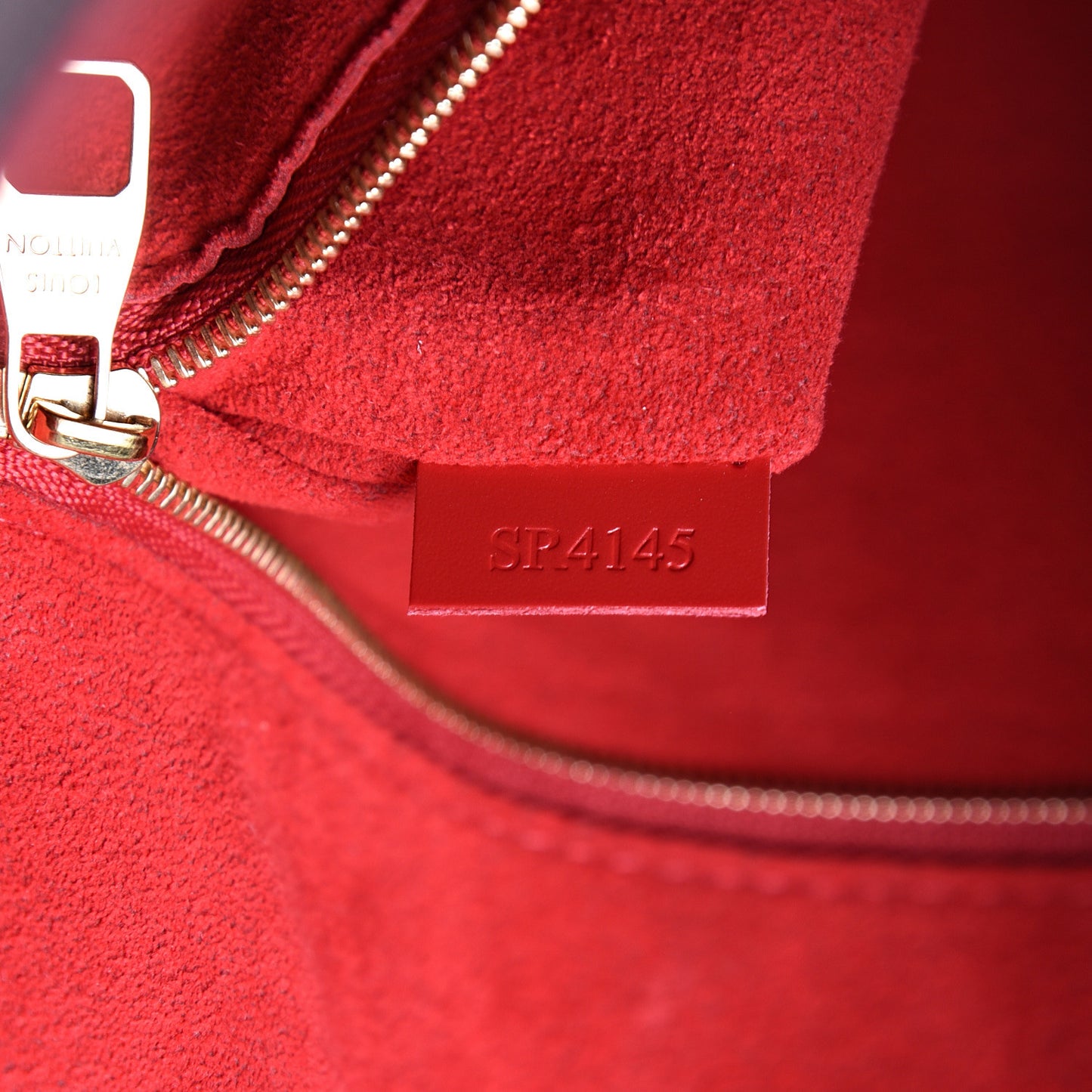 Damier Ebene Caissa Hobo Cherry