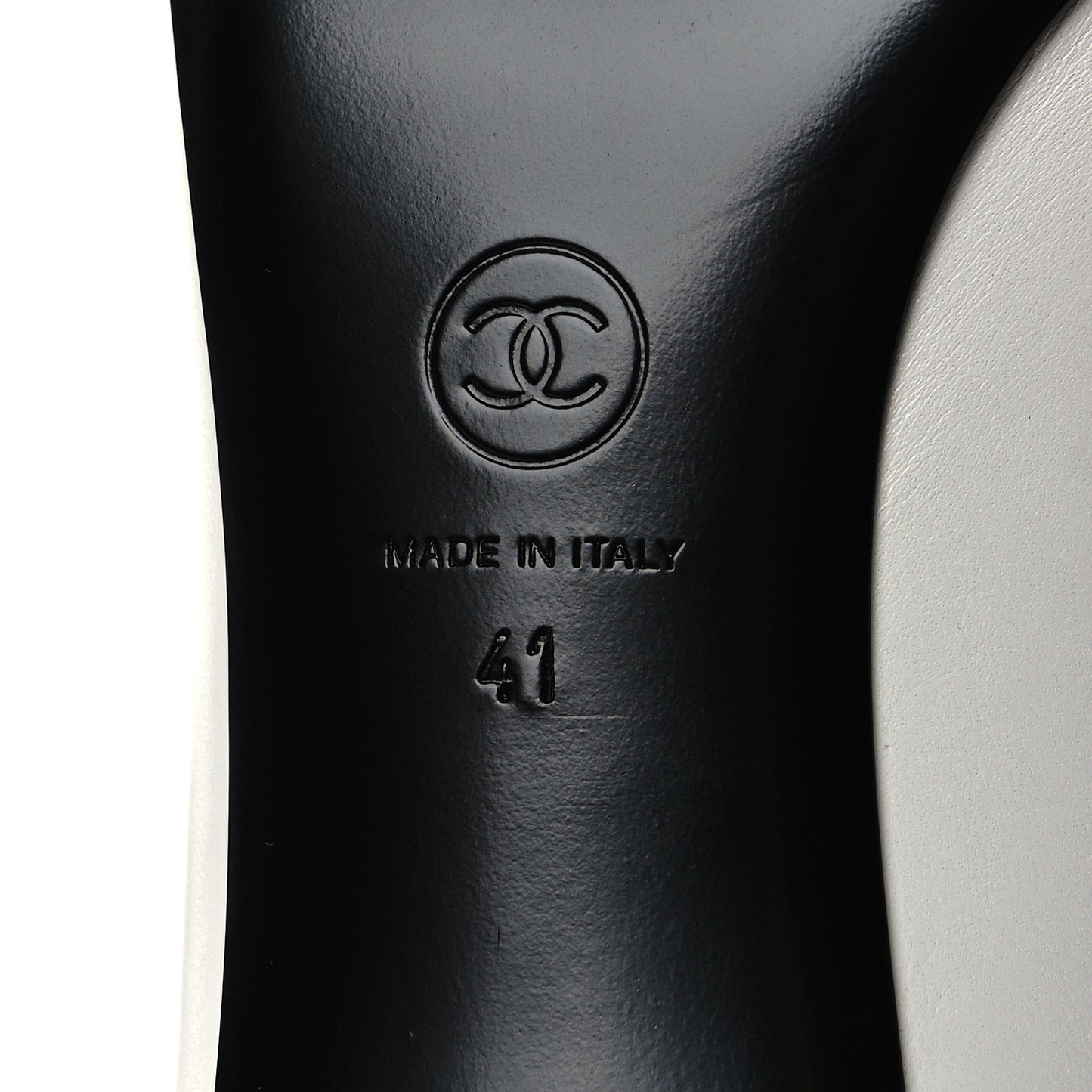 Lambskin Calfskin Cap Toe CC Pearl Pumps 41 White Black