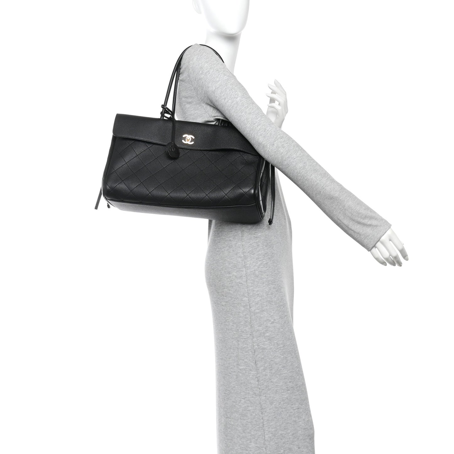 Grained Calfskin Stitched Urban Essentials Large Shopping Bag Black
