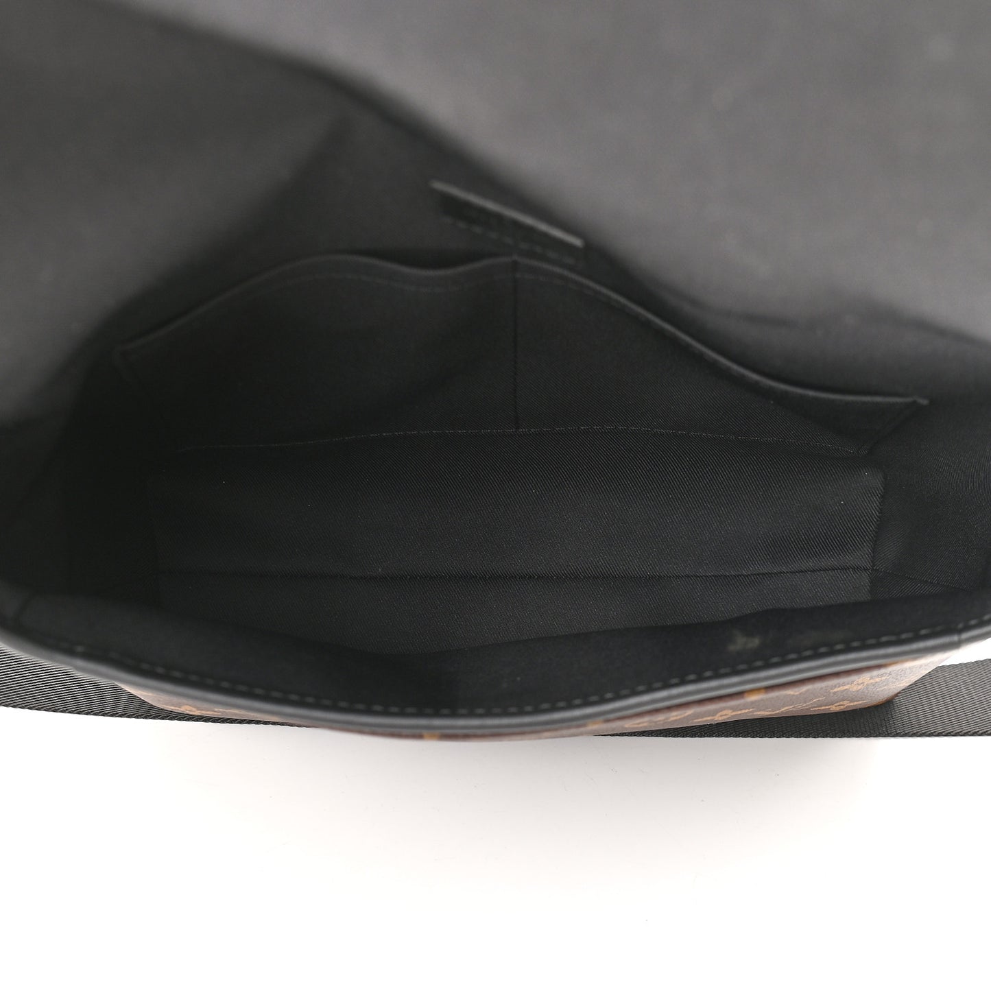 Monogram Macassar Magnetic Messenger