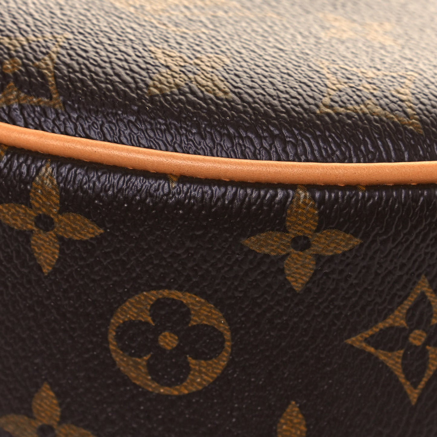 Monogram Loop