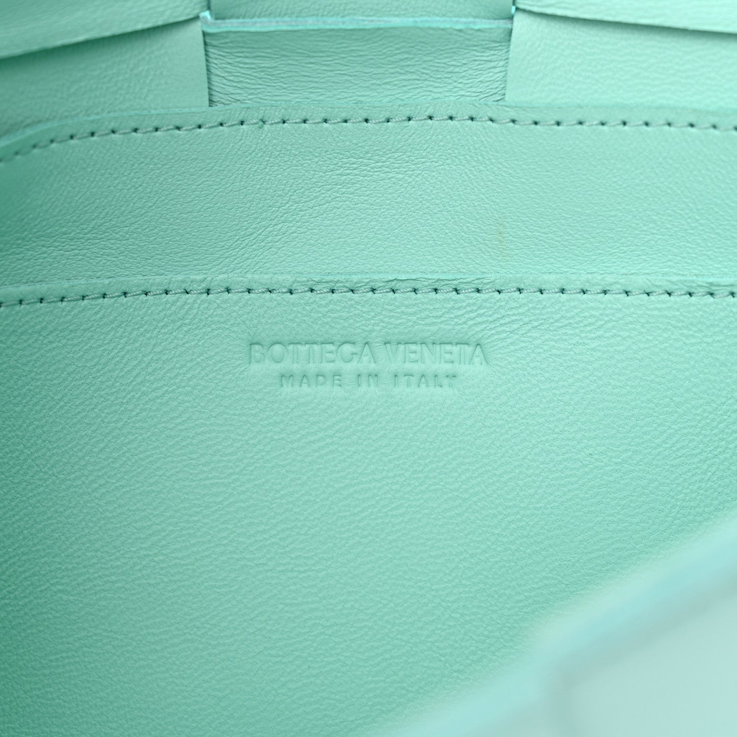 Bottega Veneta Lambskin Maxi Intrecciato Small Cassette Crossbody Bag Celadon 6 of 10