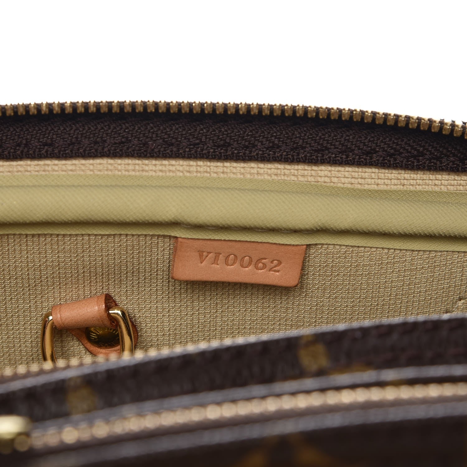 Louis Vuitton Monogram Alize 24 Heures 6 of 8