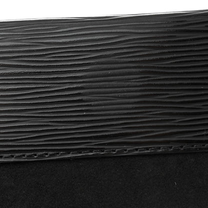 Louis Vuitton Epi Cluny MM Black 14 of 14