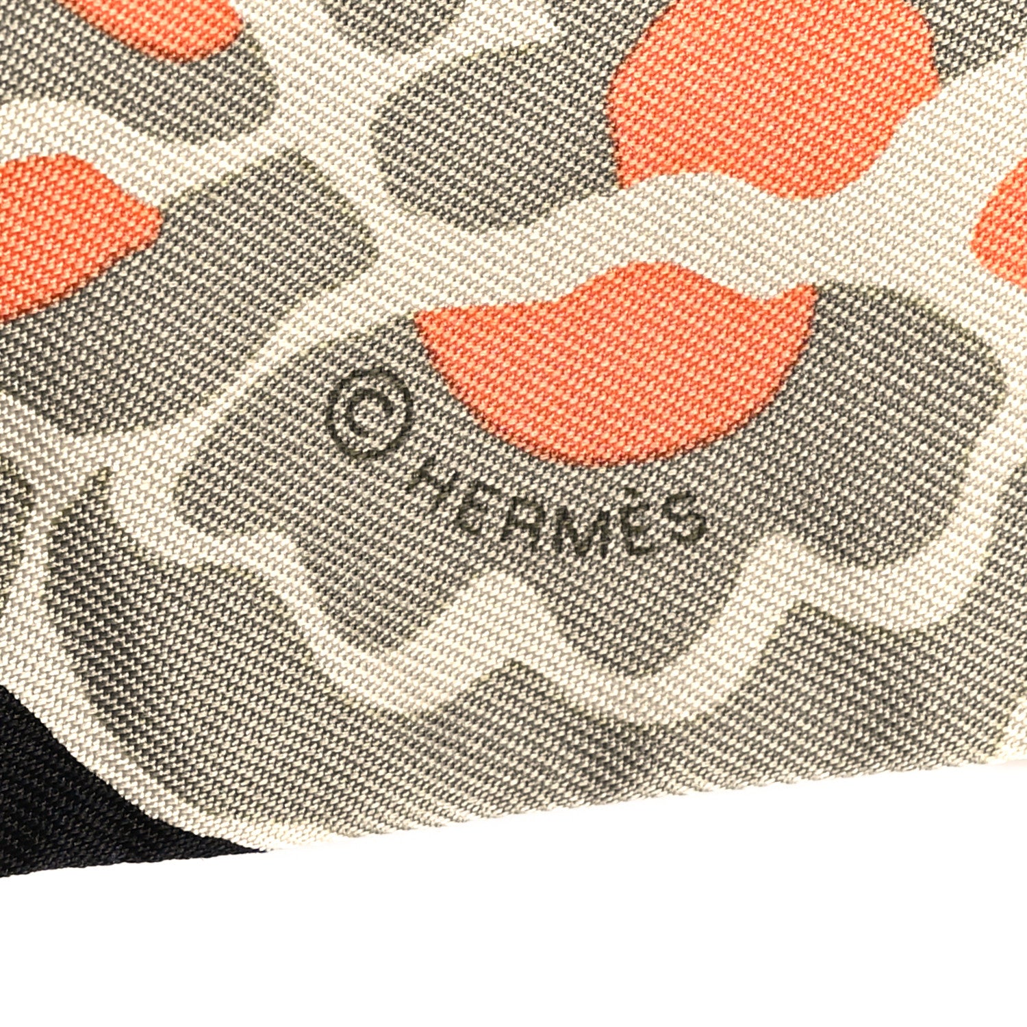 Hermes Silk Bingata Twilly Vert Black Saumon 4 of 5