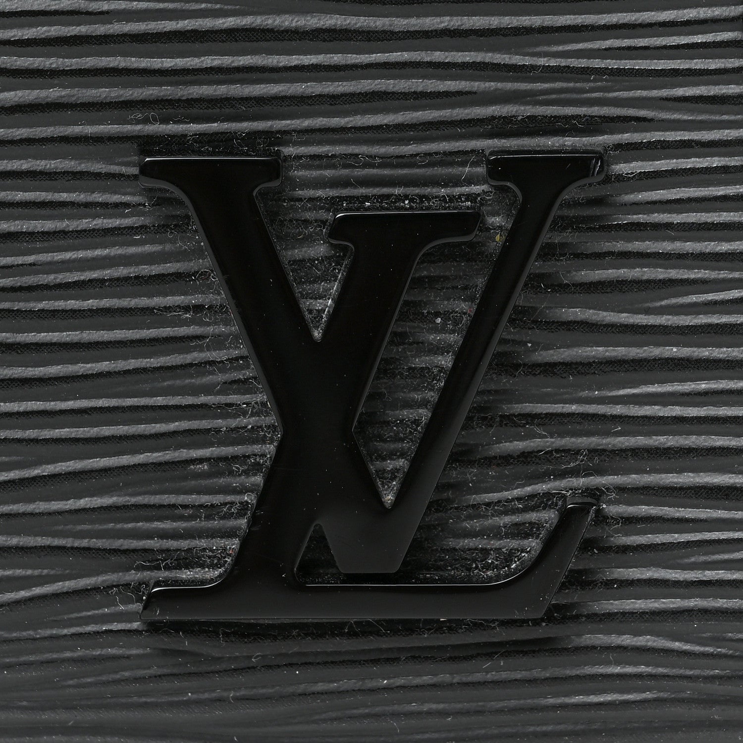 Louis Vuitton Epi Cluny BB Black 16 of 17