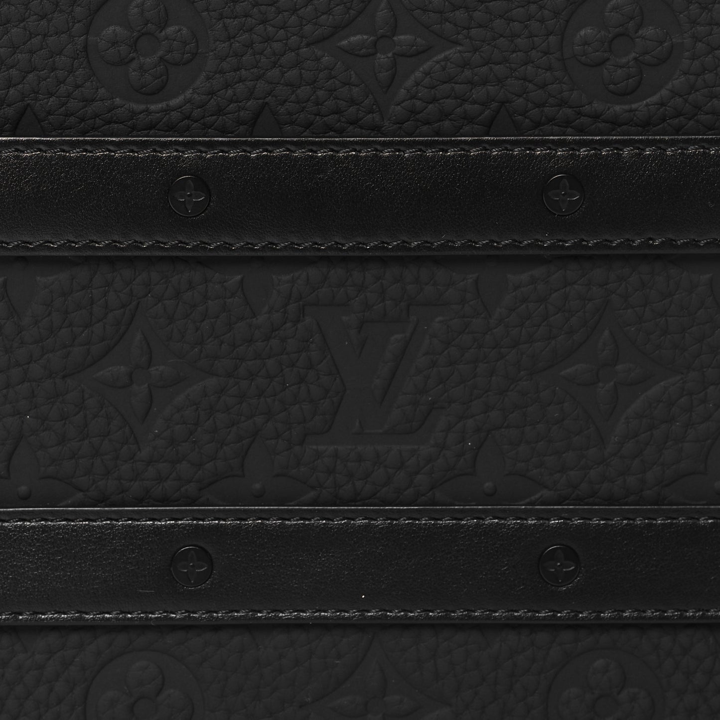 Taurillon Monogram Soft Trunk Black