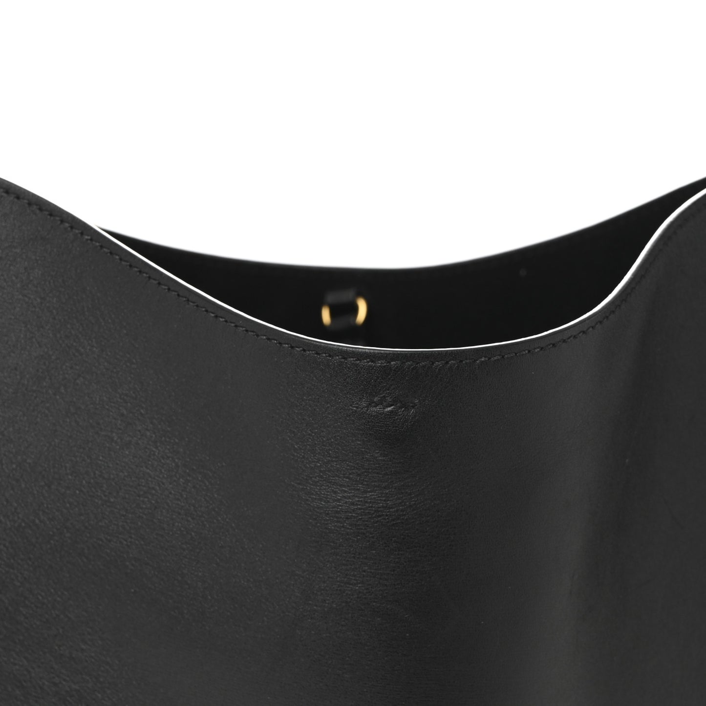 Supple Calfskin Medium Hobo Black