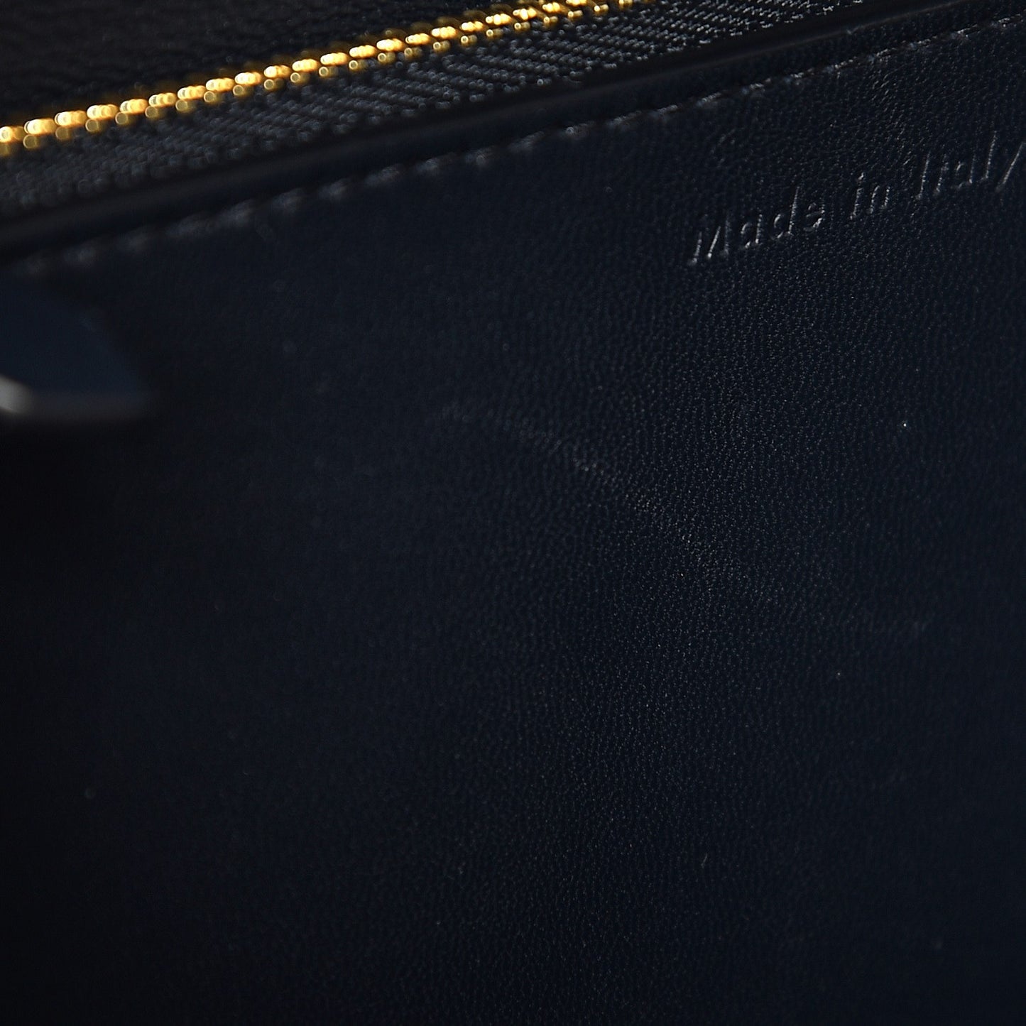 Box Calfskin Medium Classic Box Flap Bag Navy