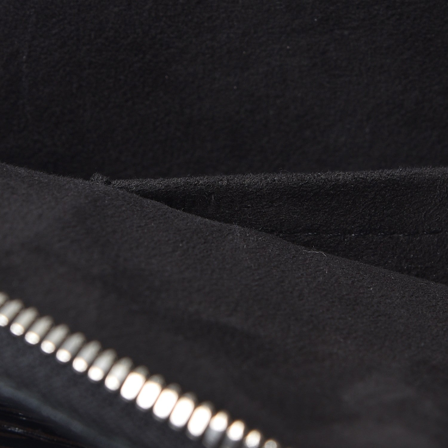 Louis Vuitton Electric Epi Alma GM Black 7 of 10