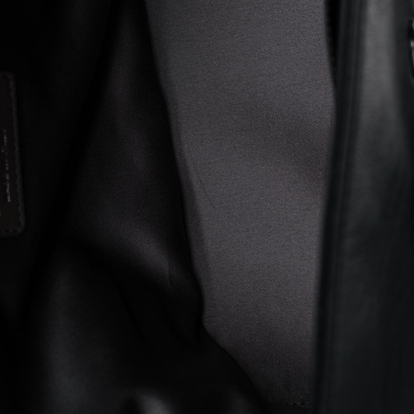 Lambskin Pearl Obsession Flap Black