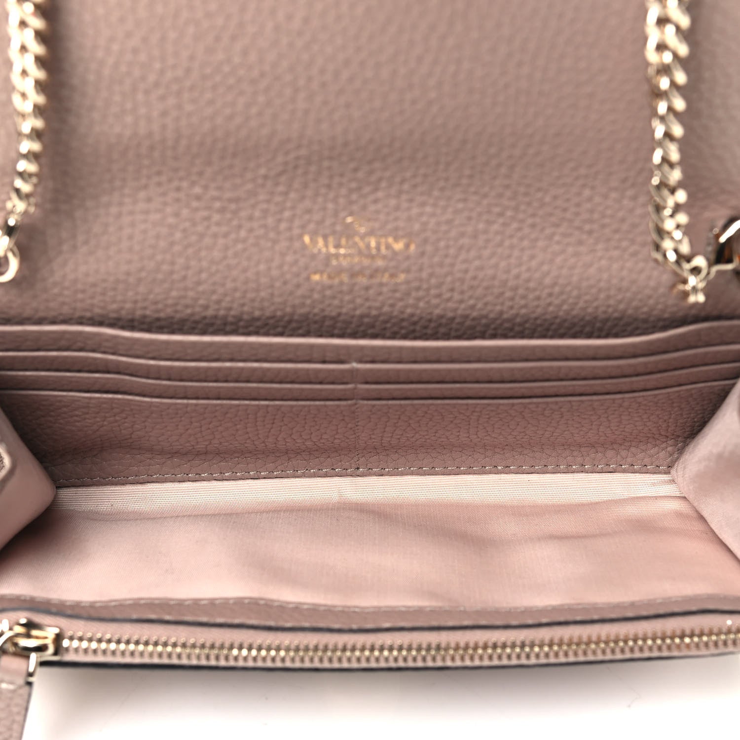 Valentino Garavani Pebbled Calfskin Rockstud Flip Lock Wallet On Chain Poudre 4 of 4