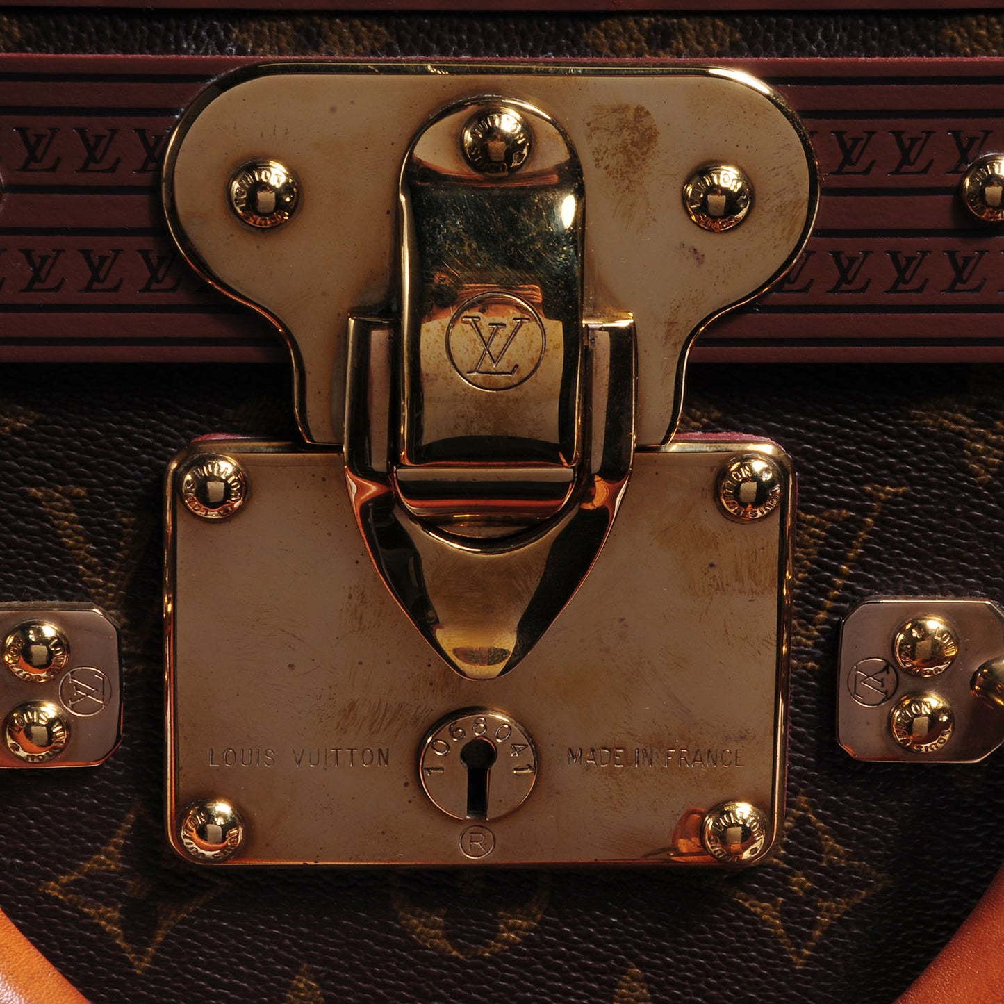 Monogram Alzer 65