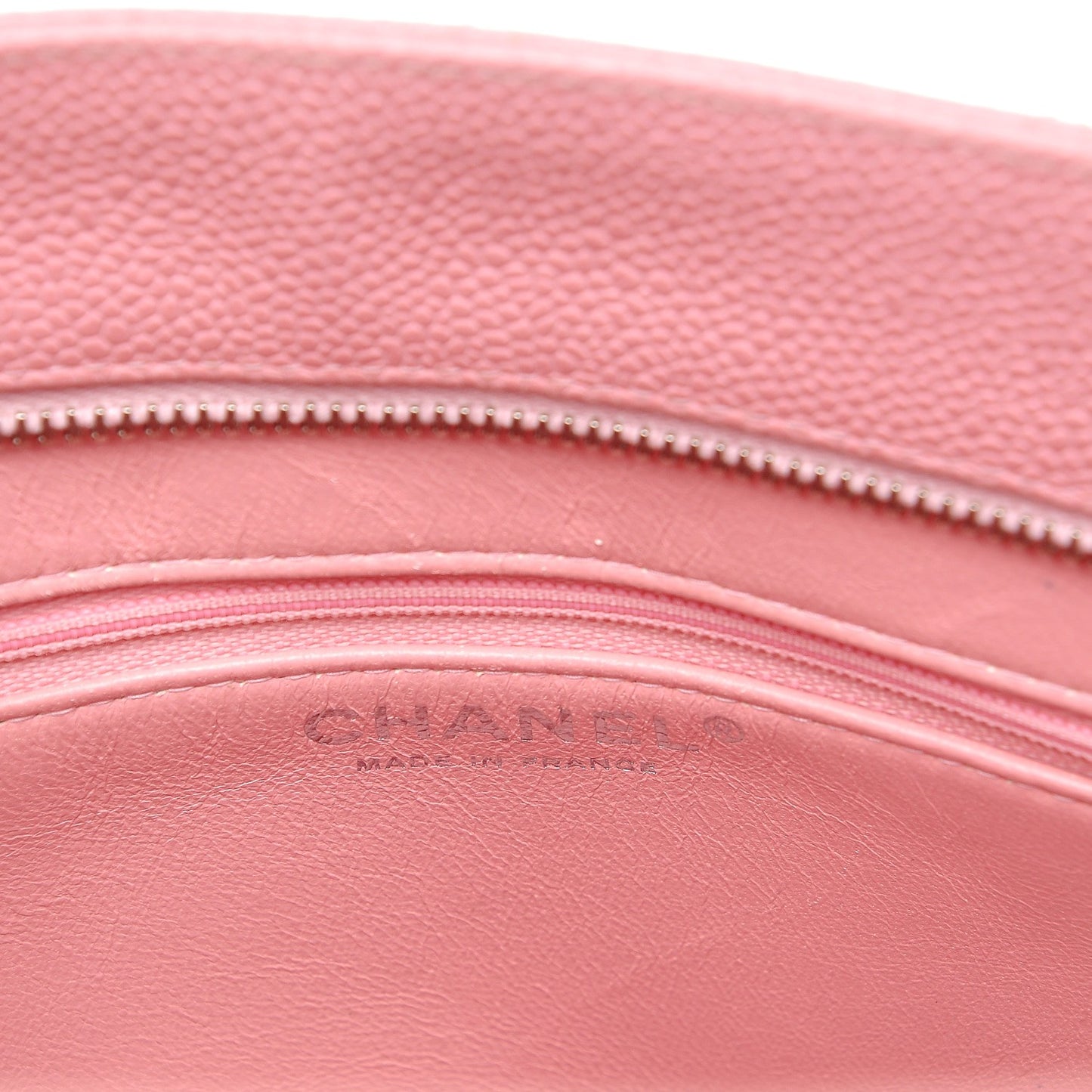 Caviar Quilted Medallion Tote Light Pink